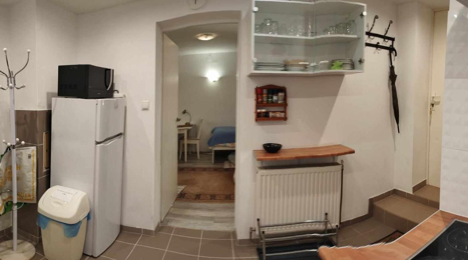 B&B Family Basement Apartment, Breakfast, Free Parking, 5Km From Tulln Chorherrn Exteriör bild